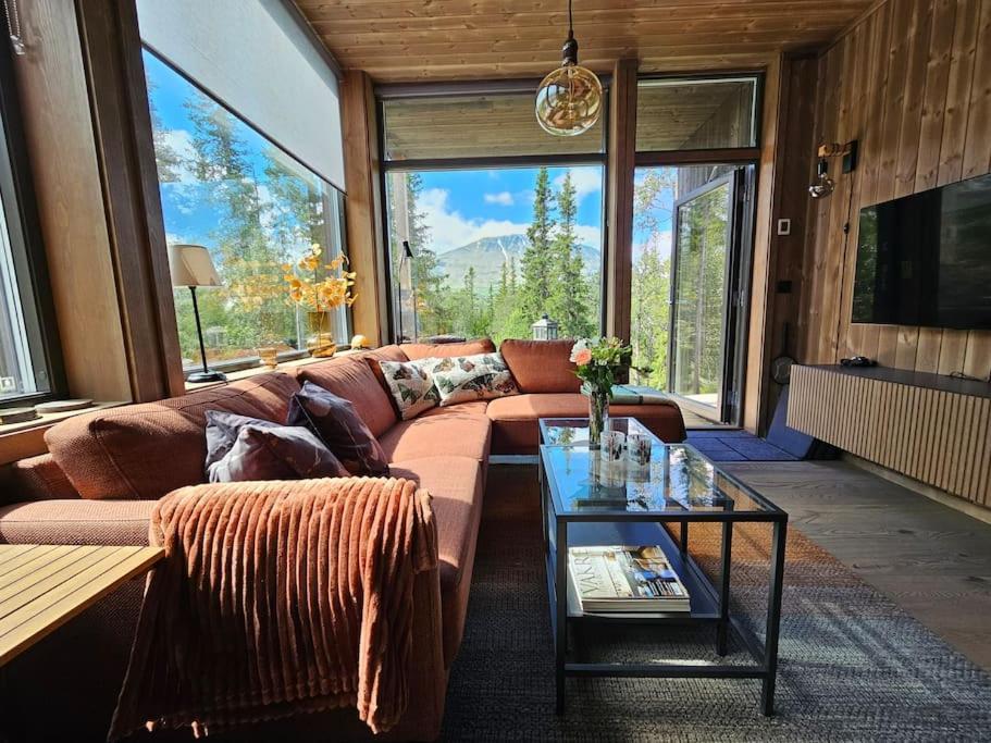 Ny Leilighet Med Flott Utsikt Til Gaustatoppen Rjukan Exterior photo